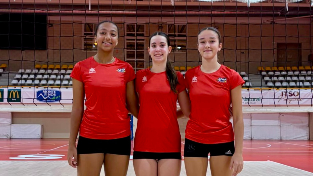 jugadoras convocadas con la selección española u15, valeria, kyara y sofía